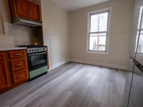 6 Apollo Street image 34 of 38