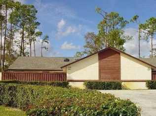 1559 Hawthorne Pl, Wellington, FL 33414
