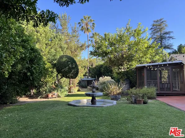 13326 Bessemer St, Van Nuys, CA 91401