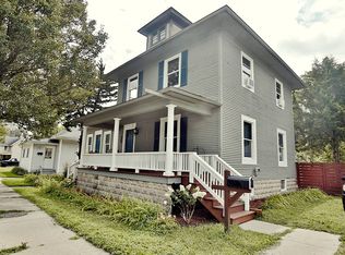 409 E Walnut St, Watseka, IL 60970