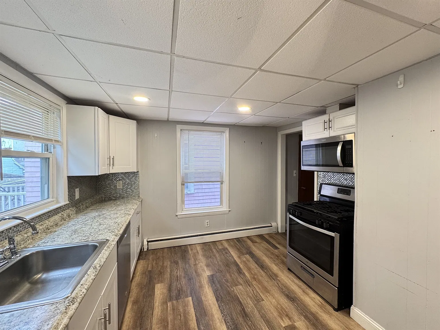 3 bed, $3,300 — Photo 4