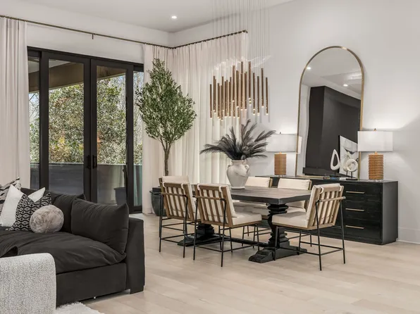 3810 Harding Pl #A, Nashville, TN 37215