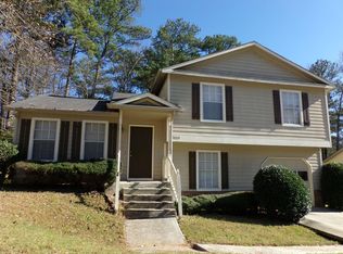 2153 Glenwood Downs Dr, Decatur, GA 30035