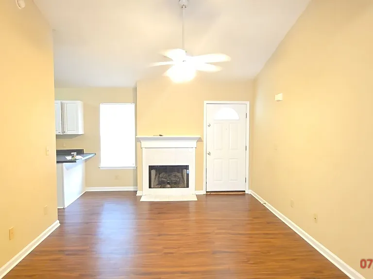 308 J C Ct — Photo 2