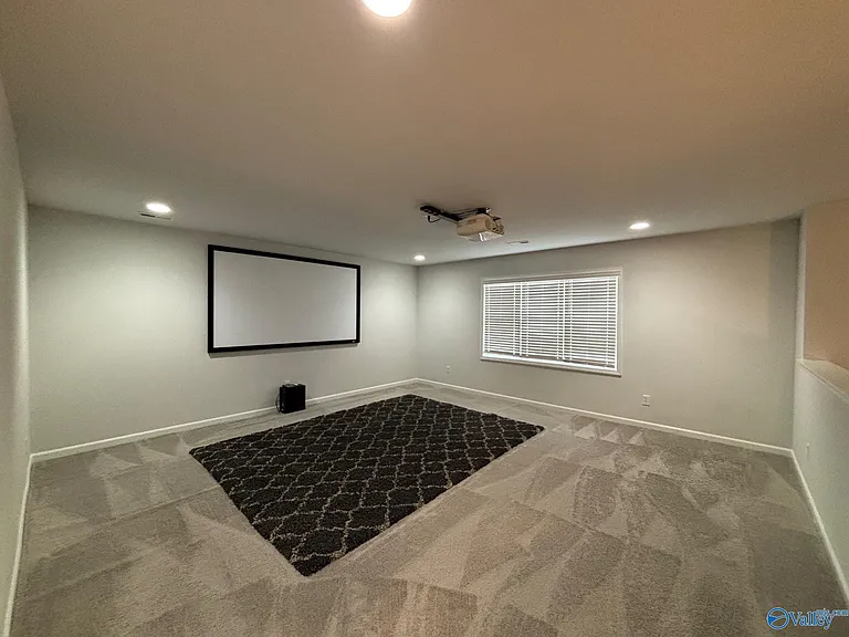 212 Oracle Cir — Photo 17