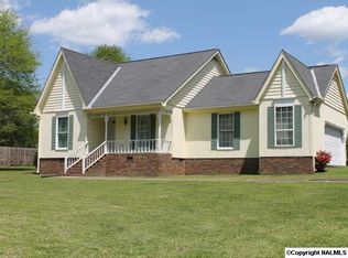 1411 Arrowhead Rd NW, Fort Payne, AL 35967