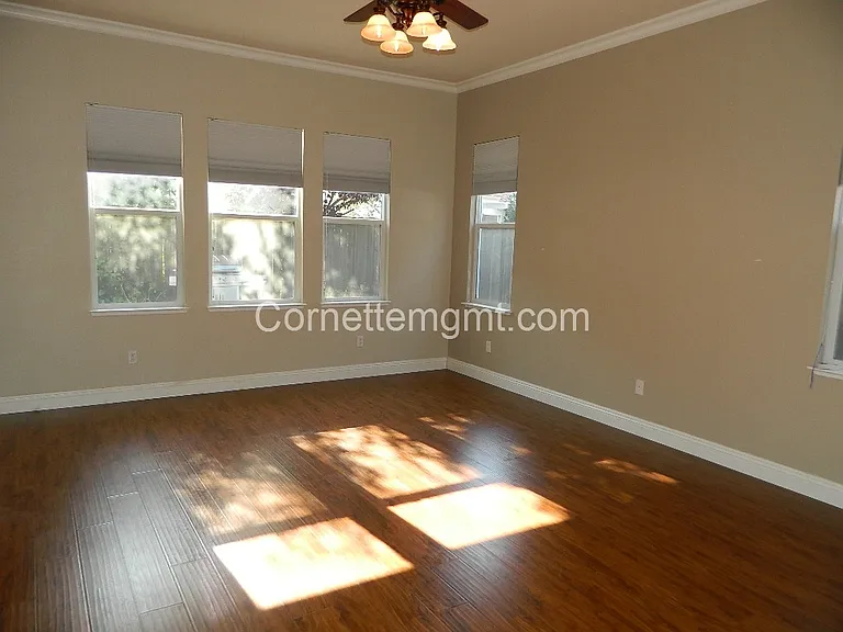 231 Lanfranco Cir — Photo 18