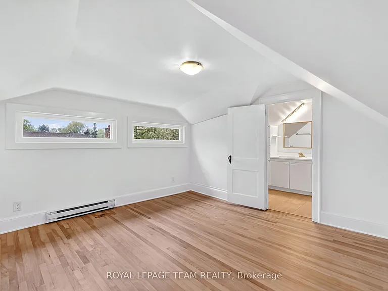 131 Acacia Ave — Photo 29