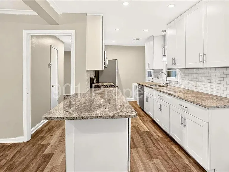 4694 Flamingo Rd — Photo 12