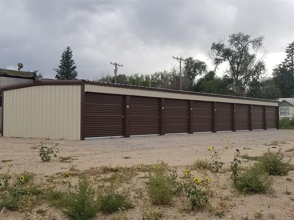 2nd image of 230 Colorado Ave