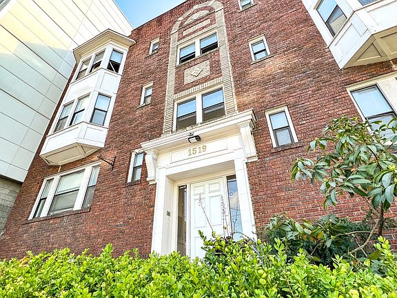 2nd image of 1509 E Madison St #1519-205