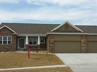 3158 Hawks Ridge Ct, Marion, IA 52302