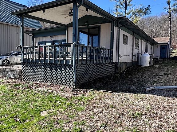 4th image of 1500 S Riverview Rd