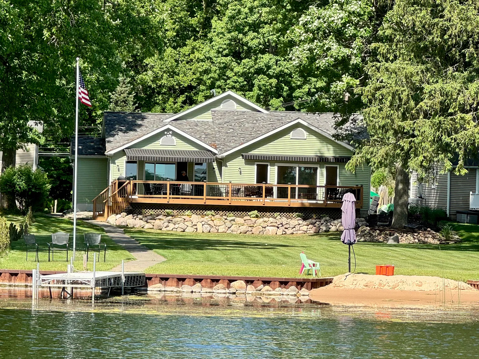 Hickory Dr, Pinckney — Photo 2