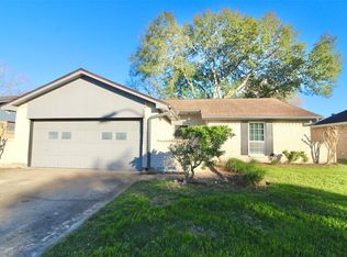 16731 Rippling Mill Dr, Sugar Land, TX 77498