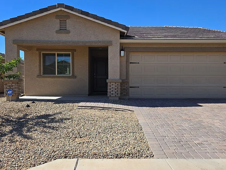 25752 W Samantha Way — Photo 1