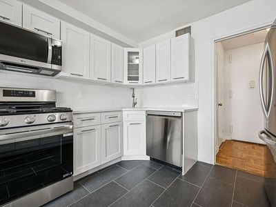 166-25 Powells Cove Blvd #8J, Queens, NY, 11357