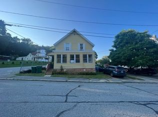 32 Vernon St, Fitchburg, MA 01420