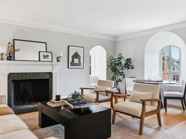 334 Beacon St APT 10, Boston, MA 02116