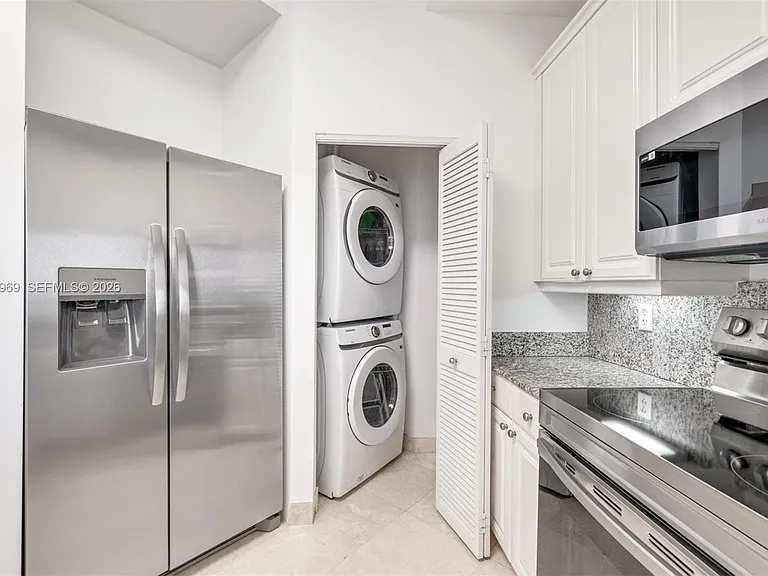 888 Brickell Key Dr #2610 — Photo 27