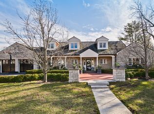 53 Atteridge Rd, Lake Forest, IL 60045