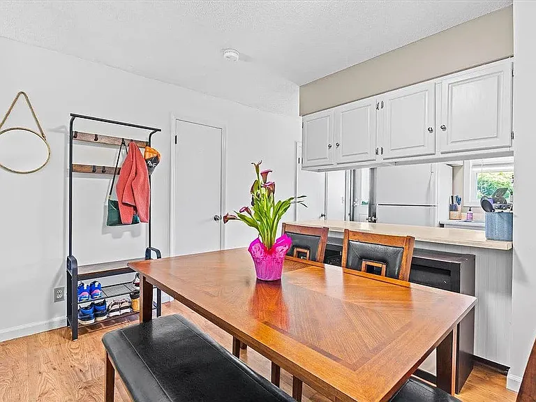 37 Densmore Dr — Photo 35