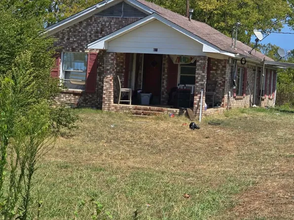 615 Kalamazoo Rd, Paris, AR 72855