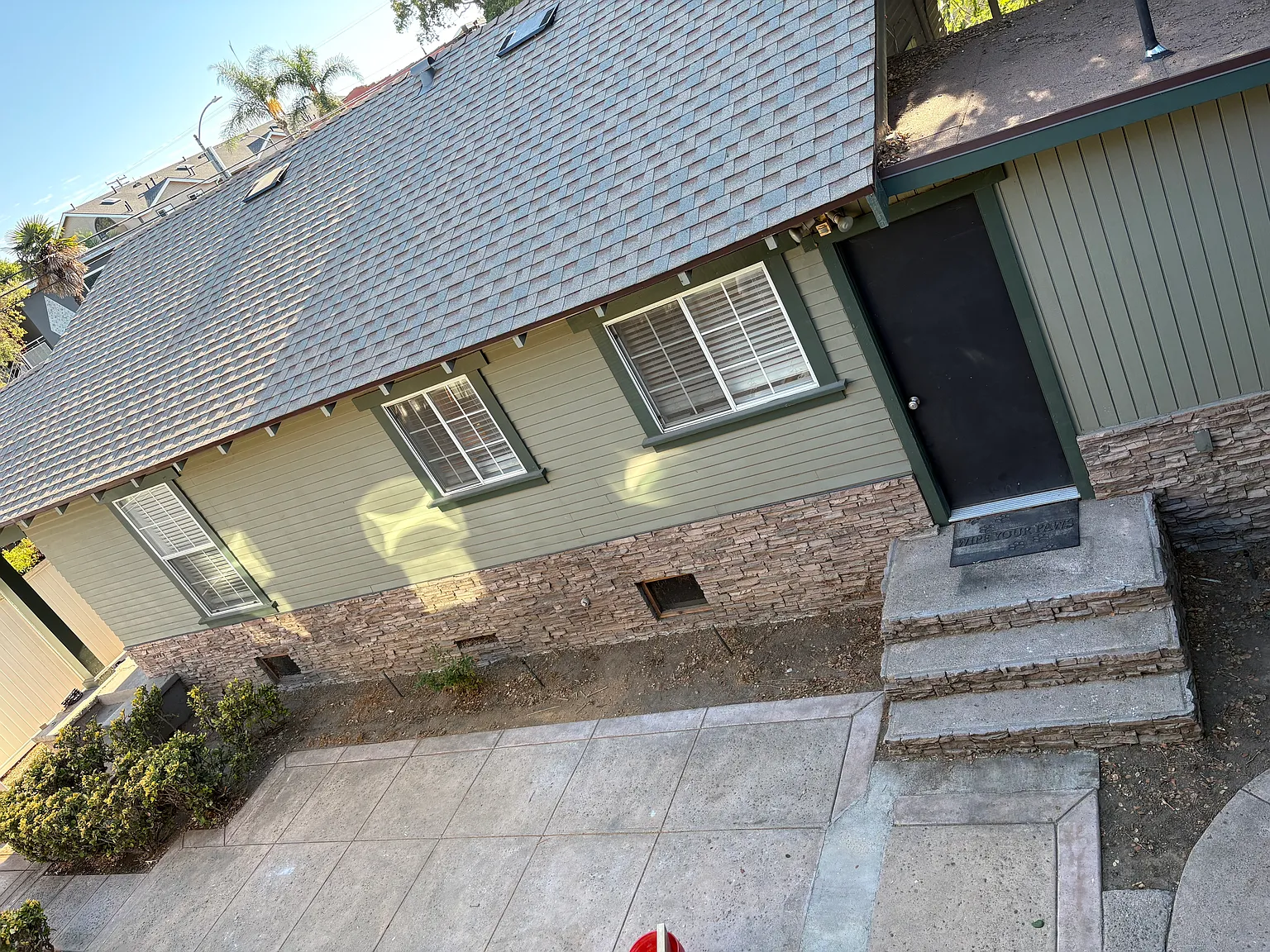 2 bed, 900 sqft, $3,295 — Photo 1