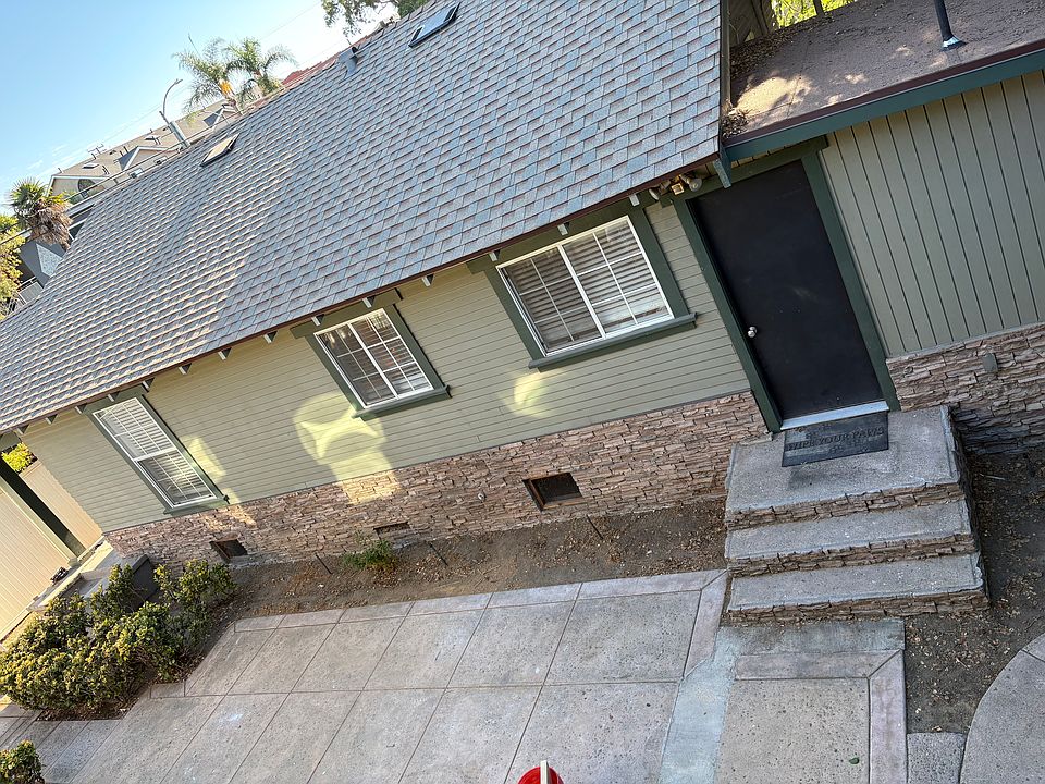 1st image of 2903 E 11th St #A
