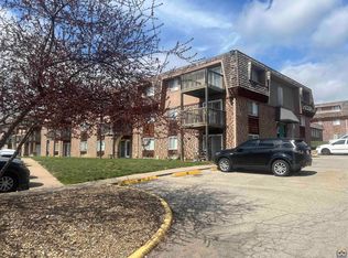 2318 SW Briarwood Plz S, Topeka, KS 66611