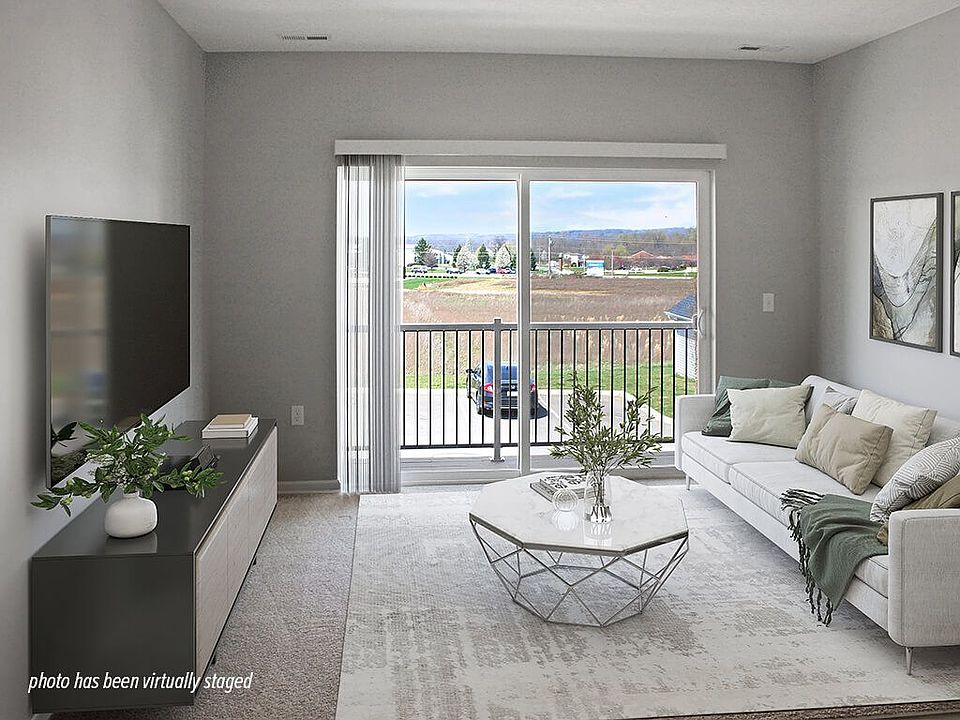 Private Patio or Balcony (in select homes)