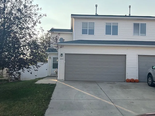 3432 Applegate Dr — Photo 1