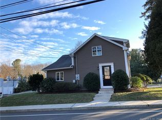 30 W Main St, Niantic, CT 06357
