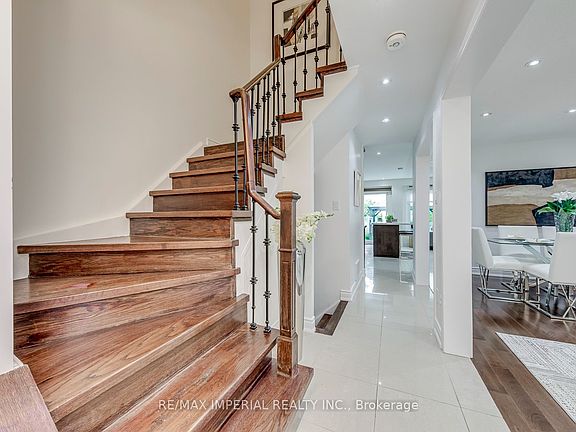 4th image of 925 Cardington St