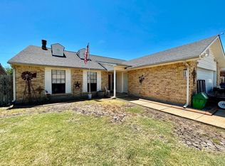 417 Redbud Dr, Forney, TX 75126