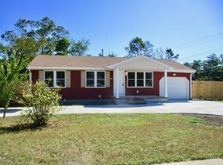 407 Myrtle St, Lakehurst, NJ 08733