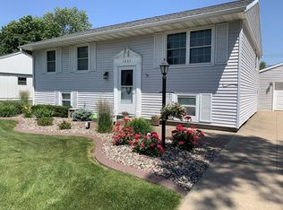 1061 Green St, Onalaska, WI 54650