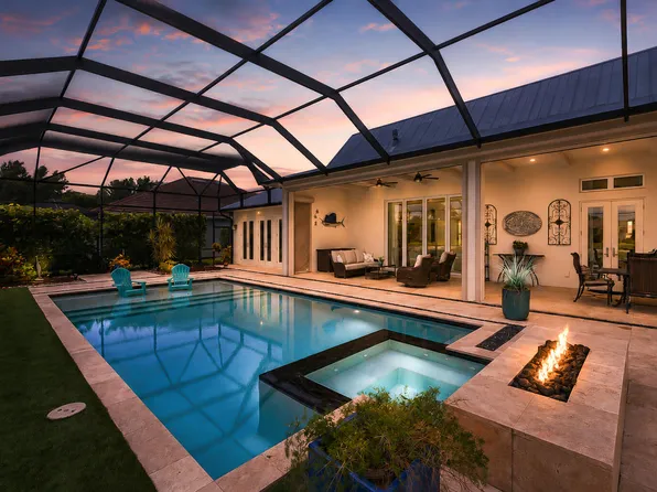 14852 Dockside Ln, Naples, FL 34114