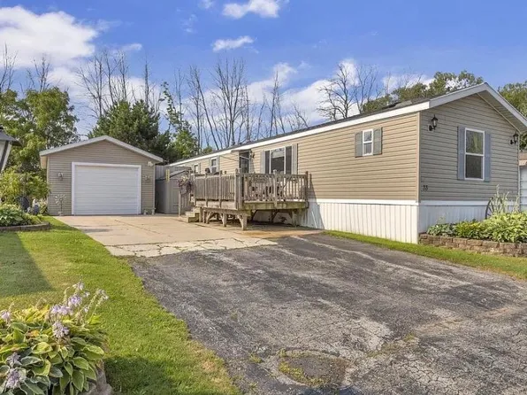 33 S Hiawatha Cir #33, Sheboygan, WI 53081