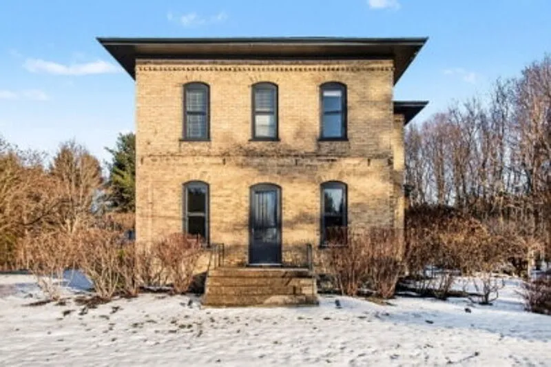 Building Photo - 704 24th Ave