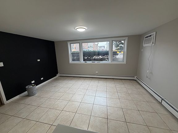 2nd image of 1412 N 16th Ave #B