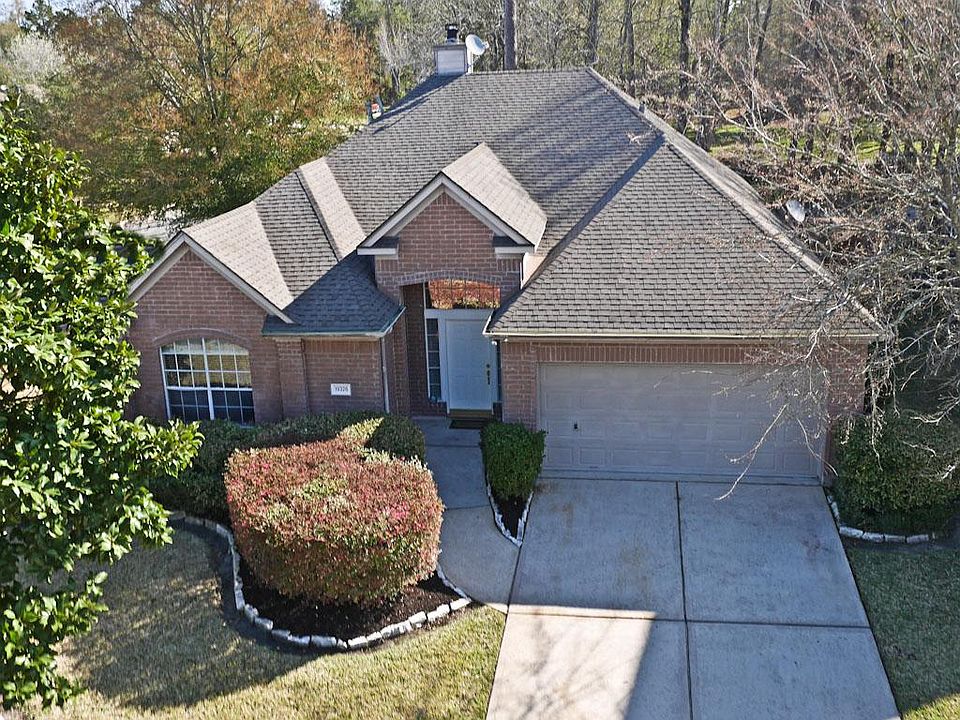 WE'RE BACK+ $ CUT CLASSY 1 st. 4 bedrms/2/2 Mastr KINGWOOD GLEN. Elem, Pool/Prk,1960 Shops/Walmart 1