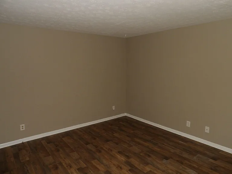 75 Ashwood Ct #3 — Photo 23