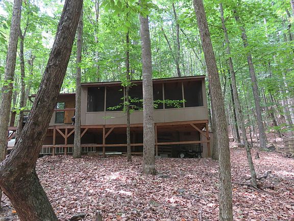 4th image of 7 White Oak Ln