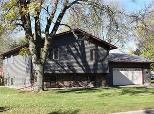 920 Yorkshire Ave, Rice Lake, WI 54868