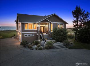813 Bergwacht Place, Coupeville, WA 98239
