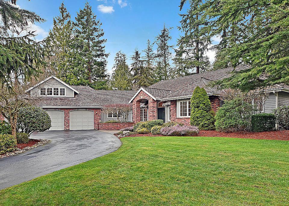 1st image of 13506 218th Ave NE