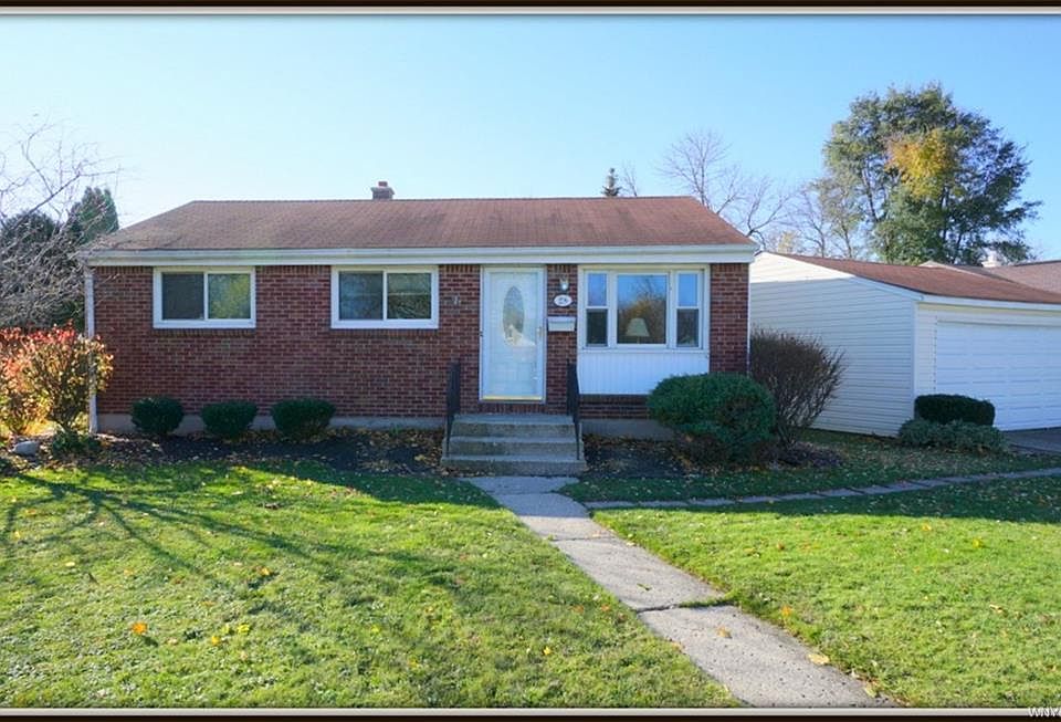 1st image of 28 Delray Dr