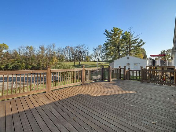 4th image of 733 Finney Dr