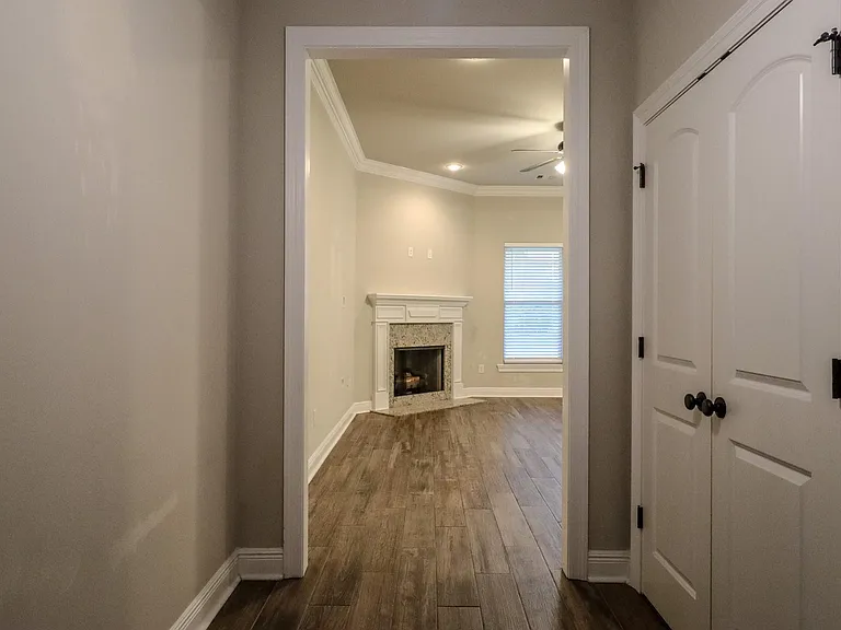 4401 Sweetgum Dr — Photo 4